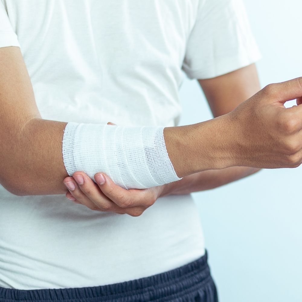 Minor cut and wound care at Superior Health Medical