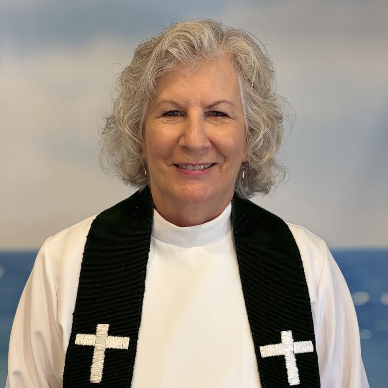 Pastor Heather Harding headshot