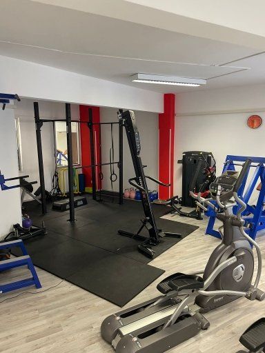 sala attrezzi 2