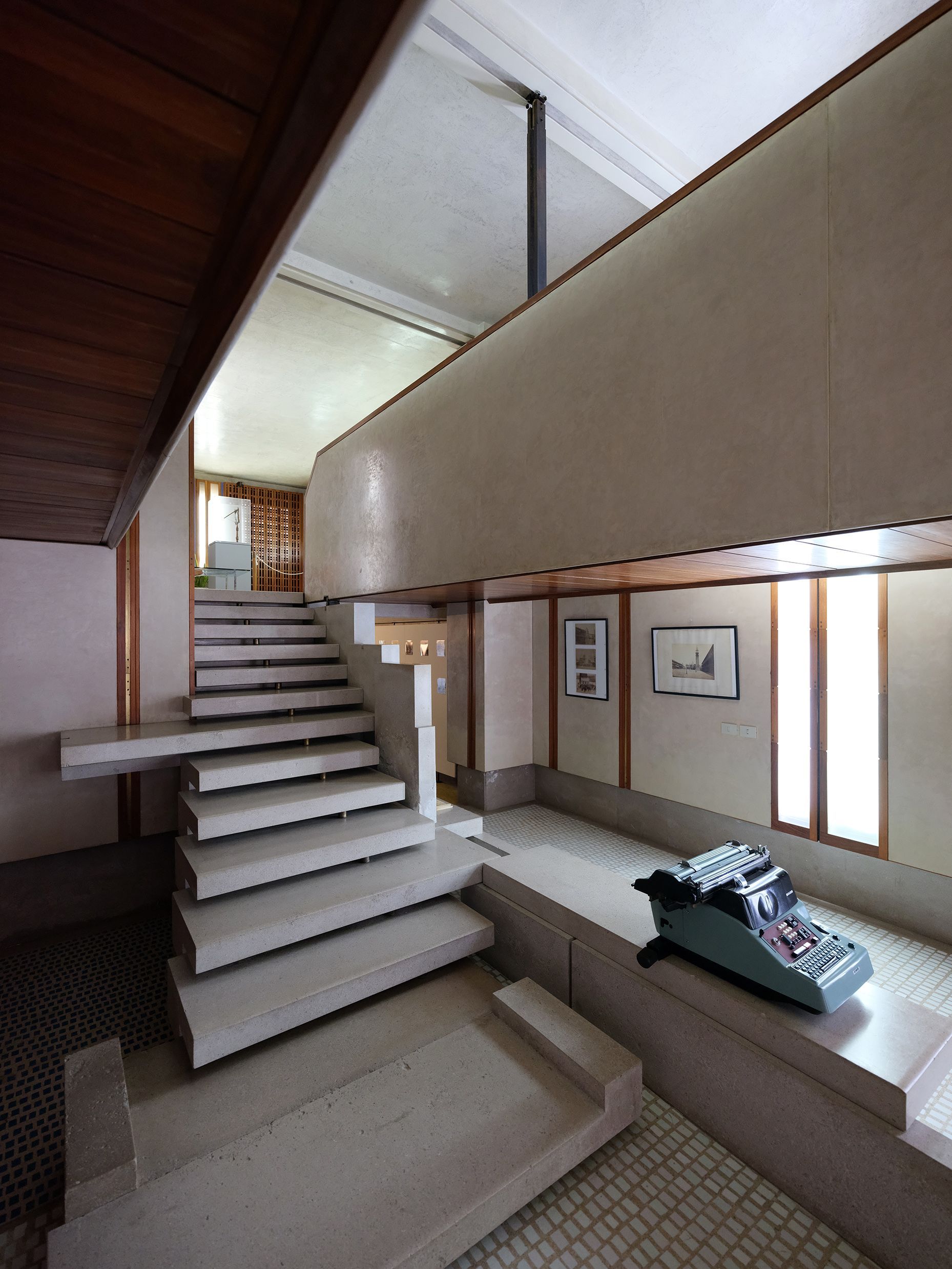 Olivetti Showroom Venice - Carlo Scarpa