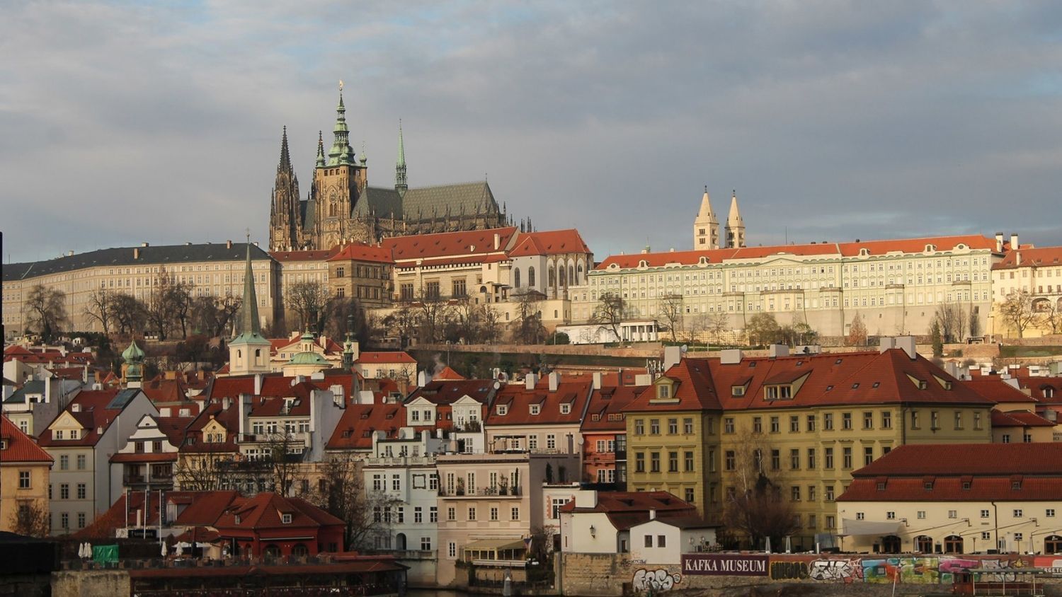 Universidad de Charles CUNI en Praga