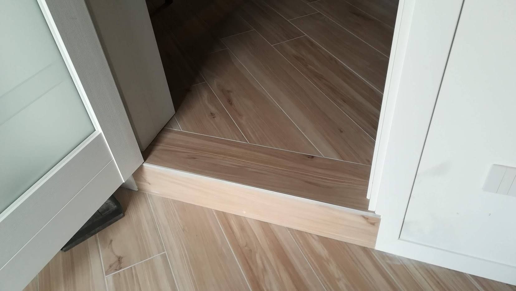 gradino in legno