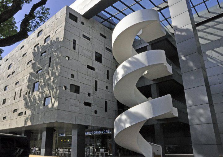 Poro Point Art Center showcasing local art