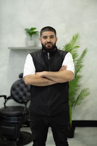Experienced men's barber in Laval
