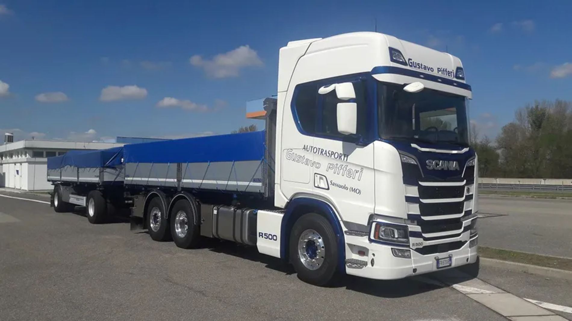 camion rimorchio