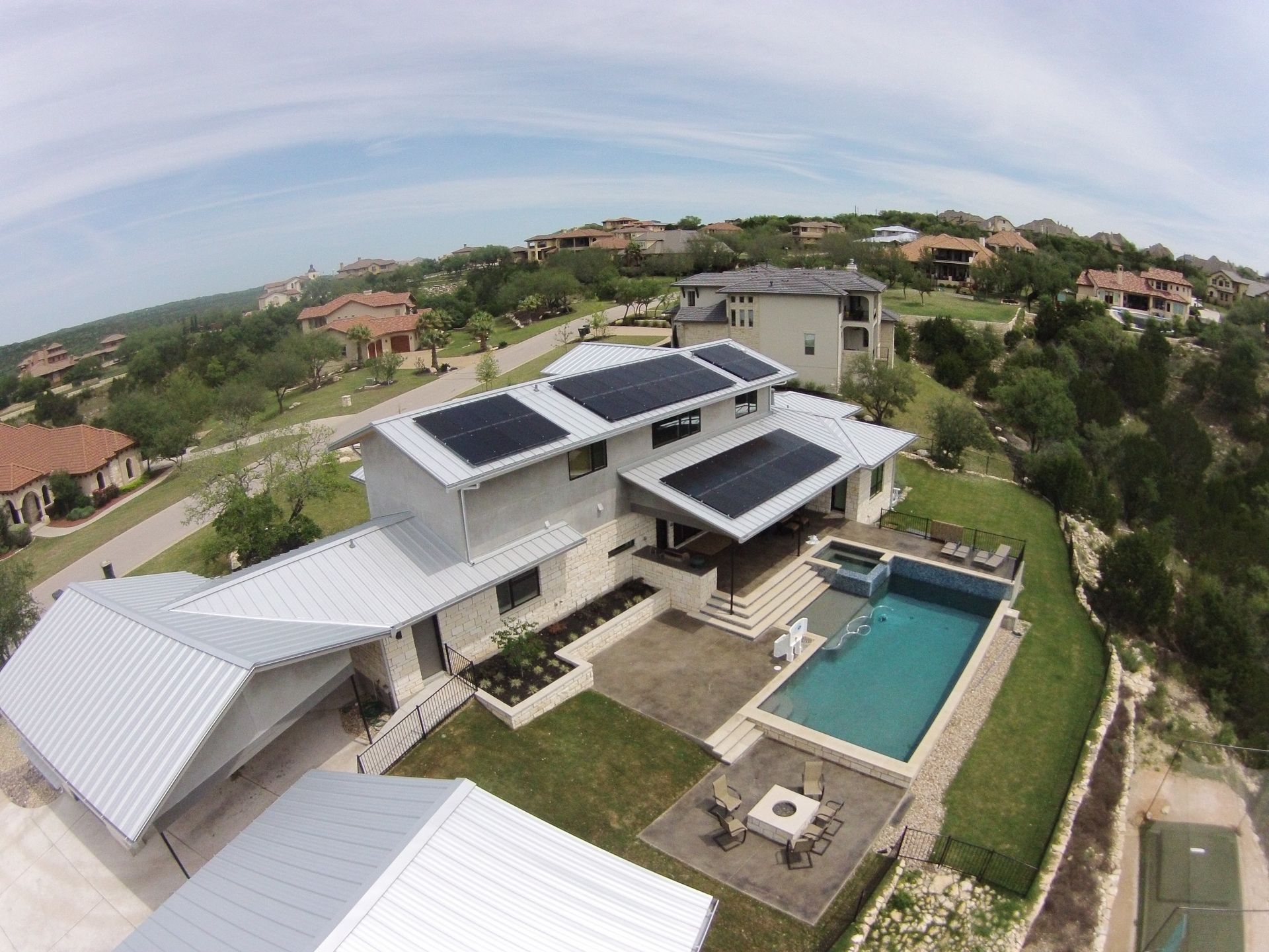 Residential Solar Project that showcases Lighthosue Solar High-Efficiency Solar Solar Battery Storage
