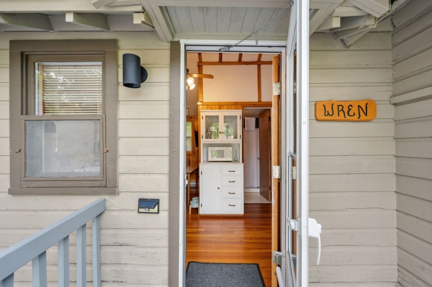 Open doorway with 