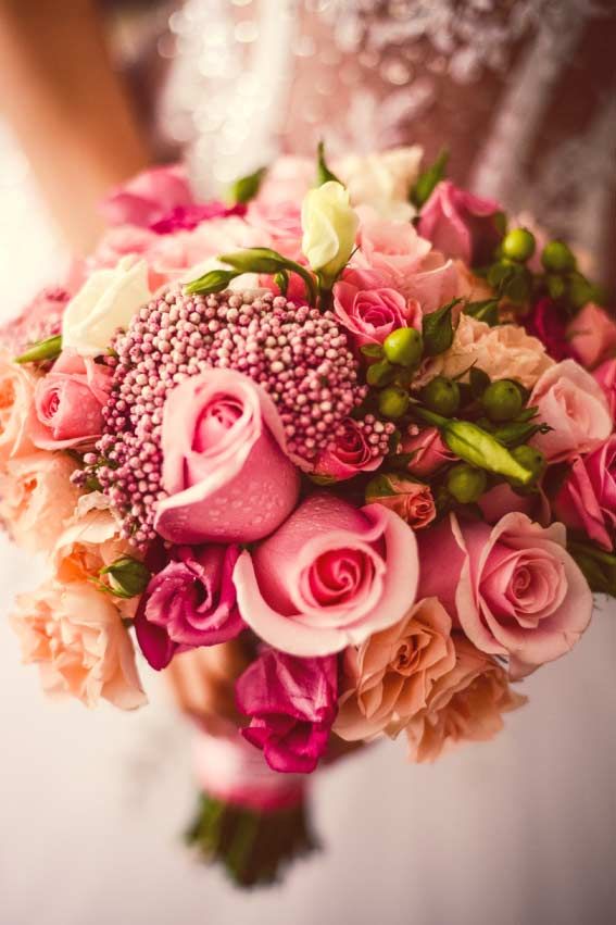 FLORAL ARRANGEMENTS MCKENNA FLORIST