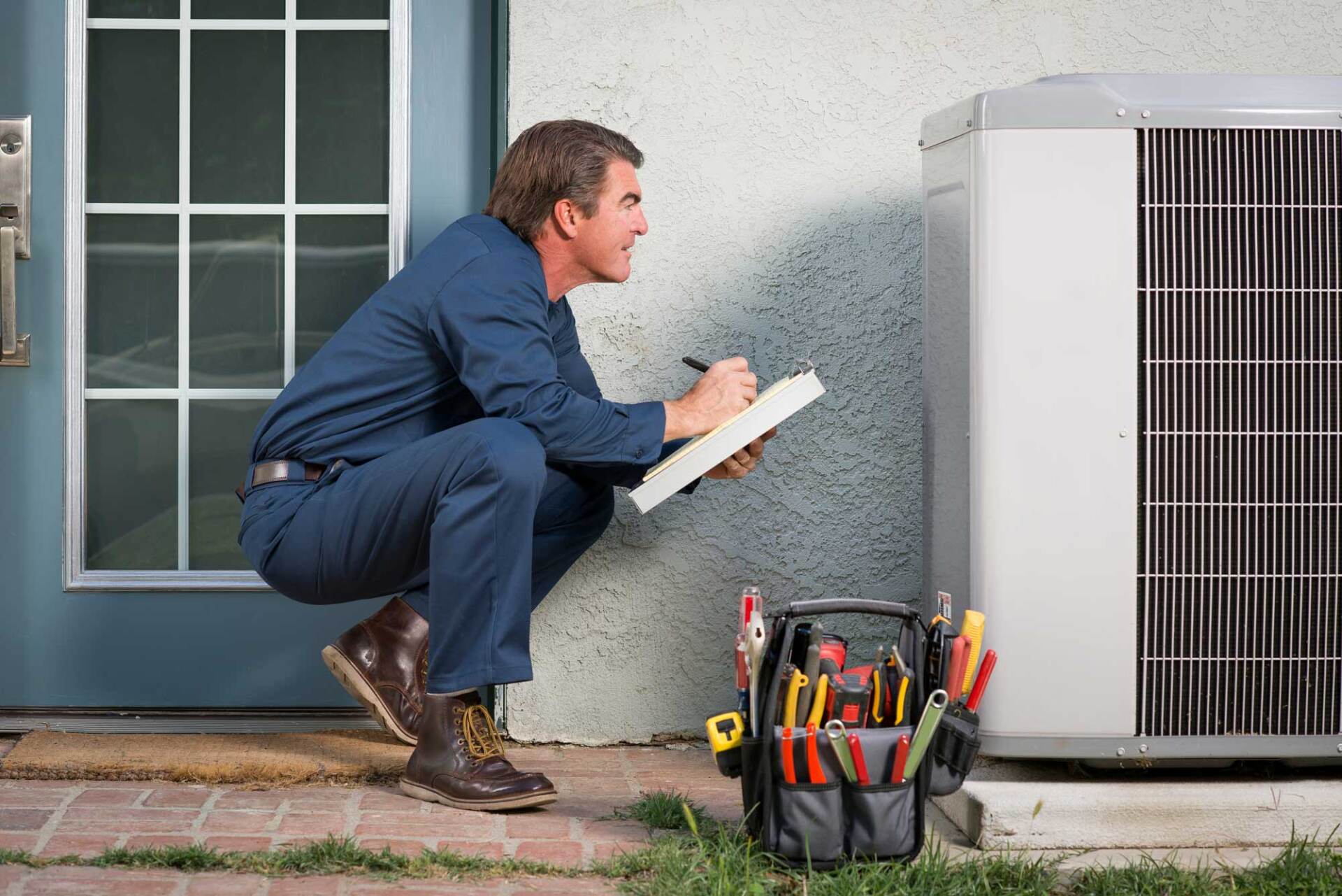 Air conditioner repairman | East Victoria Park, WA | Aircon Express Service & Repairs Perth