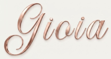 Nome “Giovia” in corsivo color oro rosa su sfondo bianco