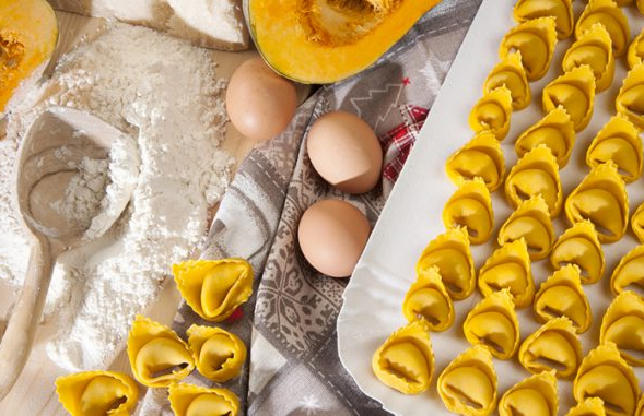 tortellini fatti a mano