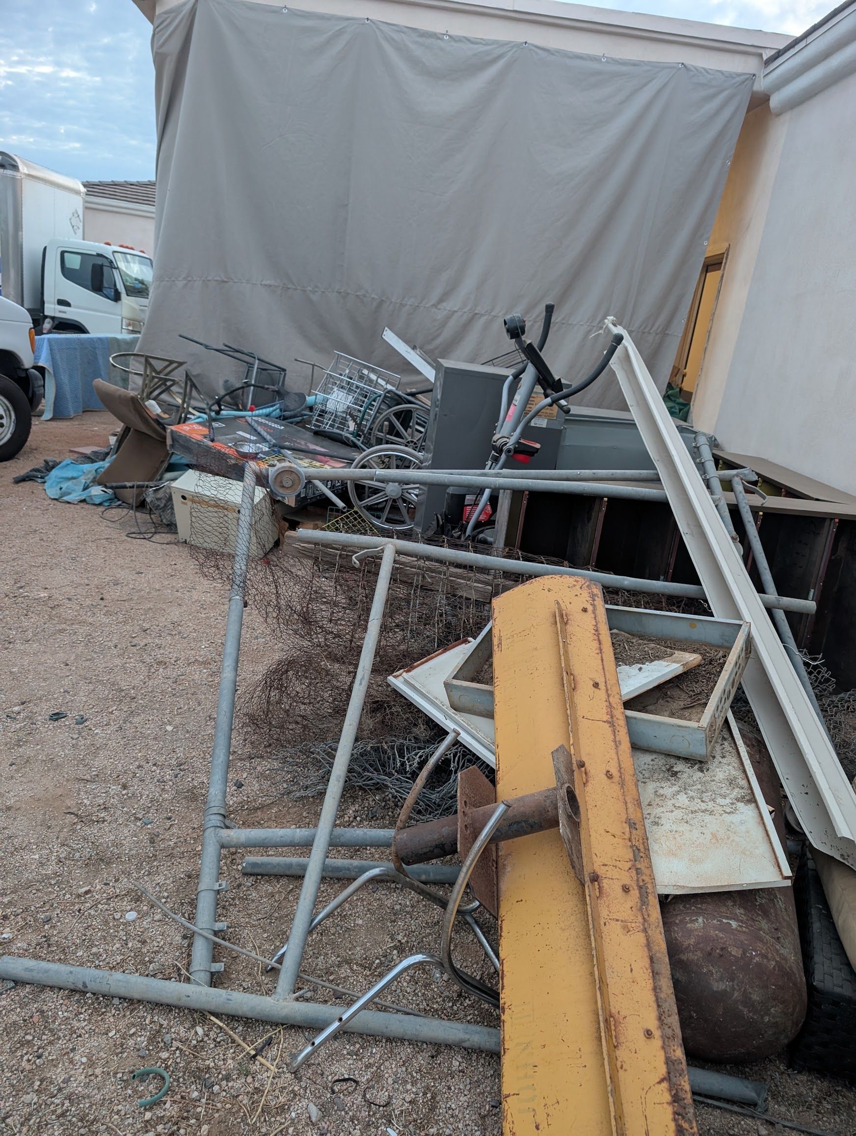 North Phoenix property cleanout service