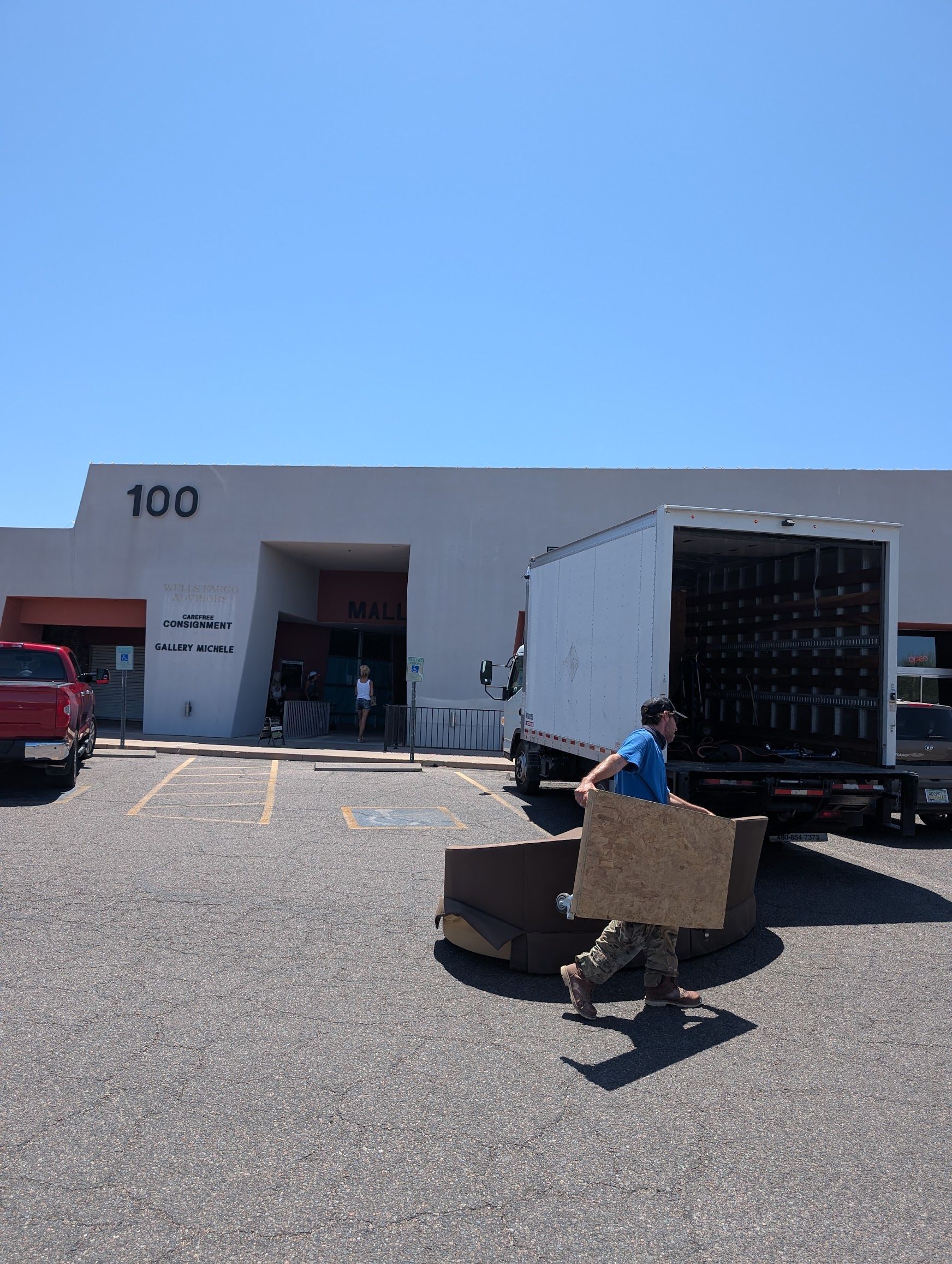 Carefree furniture removal and estate cleanout service