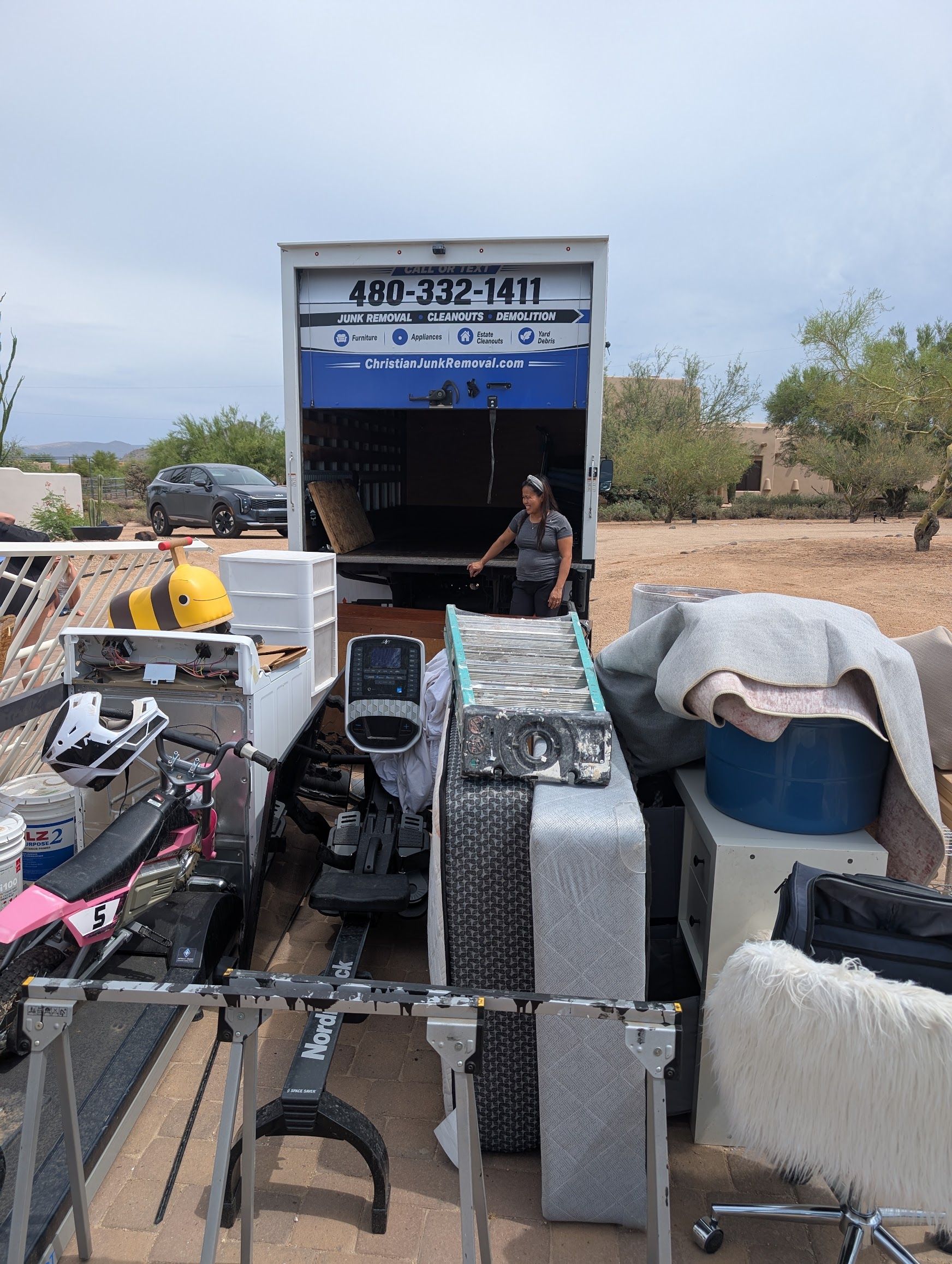 Cave Creek furniture removal and moving help