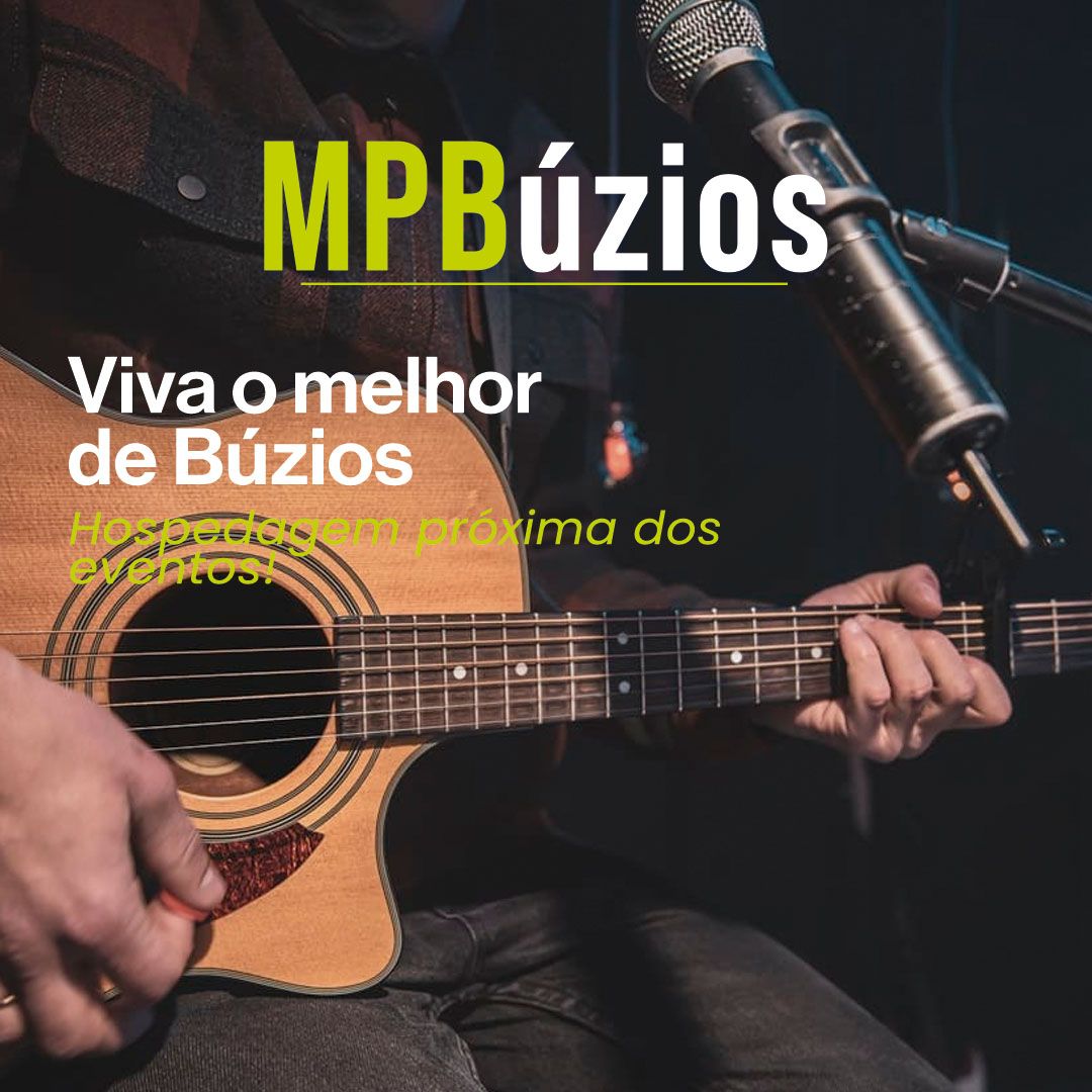 Um quarto com junho escrito na parede acima da cama