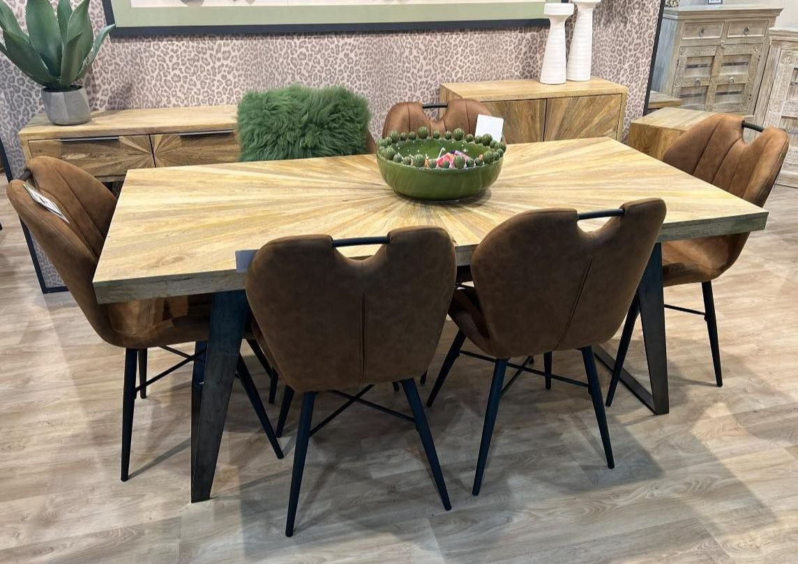 Lakeland Mango Dining Table