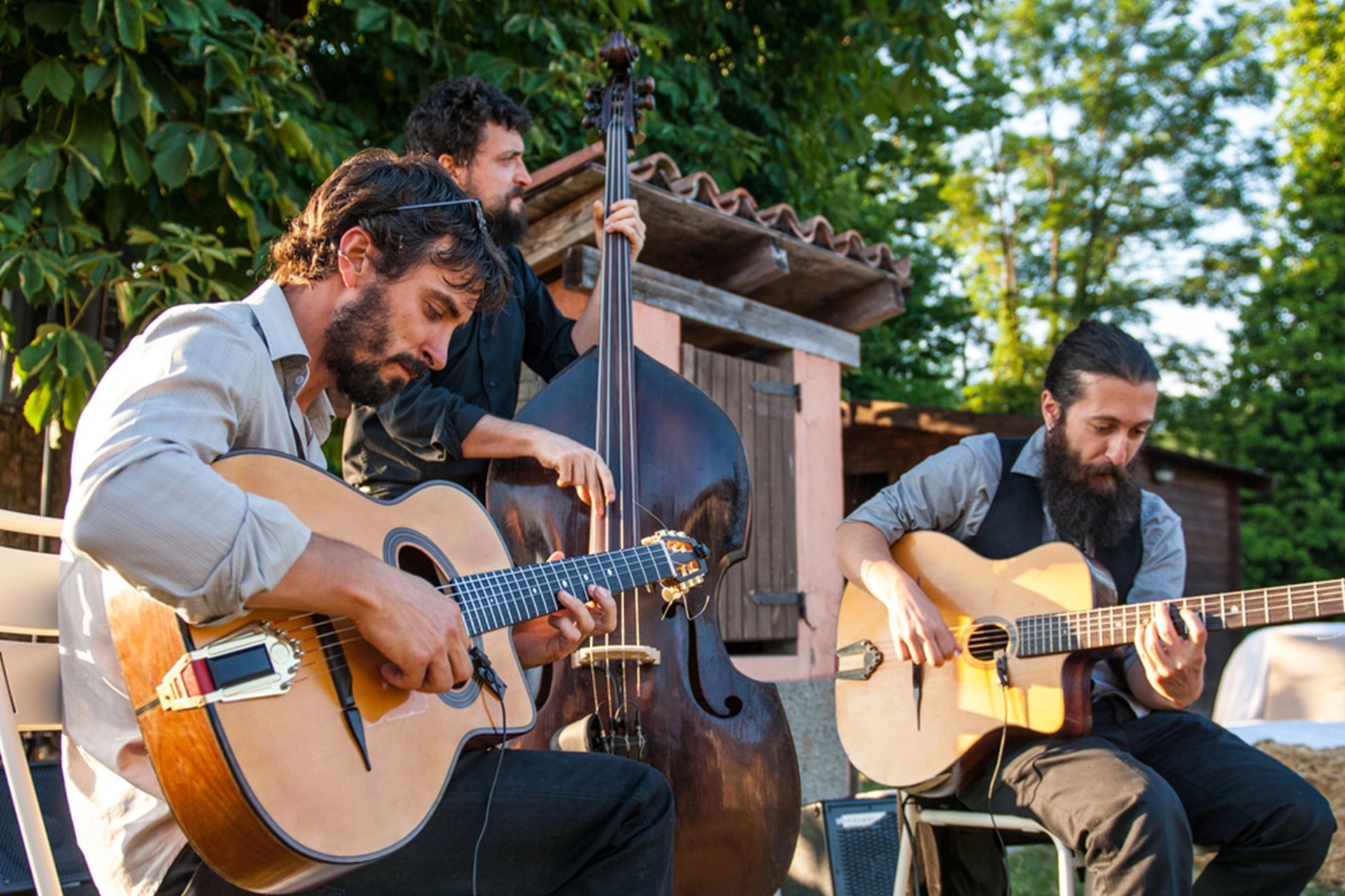 4 Wedding Entertainment Ideas To Keep The Celebration Lively And Engaging