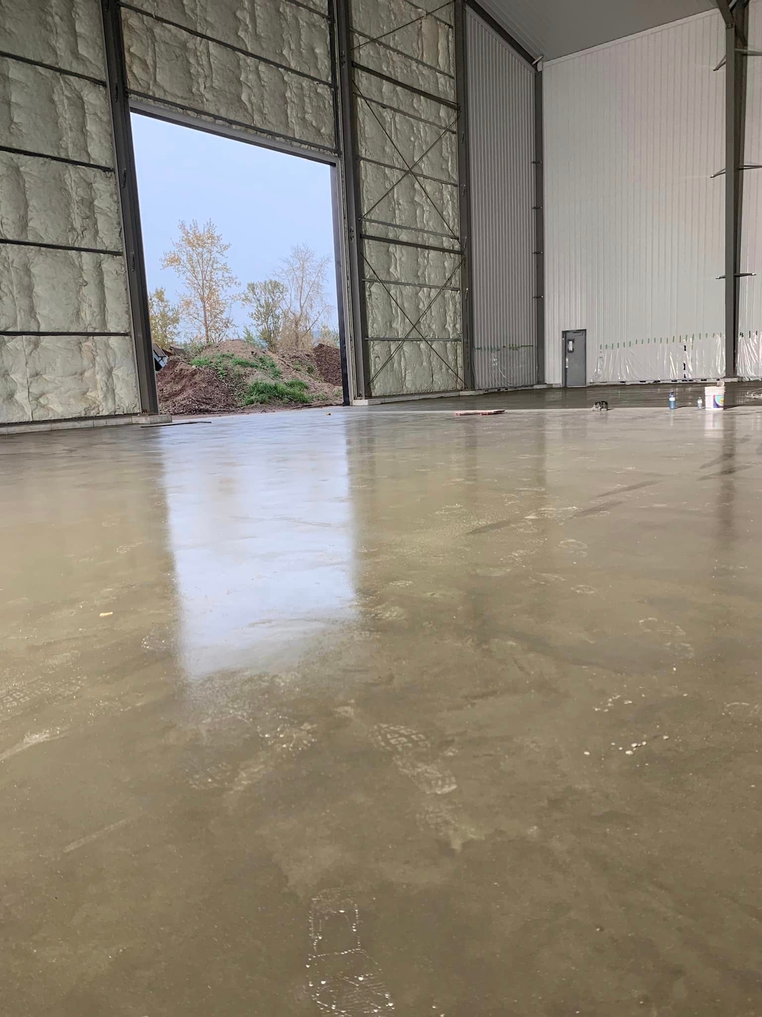 trowel finish shop floor