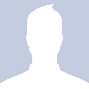 Silueta de una persona con un contorno blanco sobre un fondo gris claro, cabeza y hombros visibles.