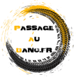 Logo avec cercle de trace de pneu ; texte
