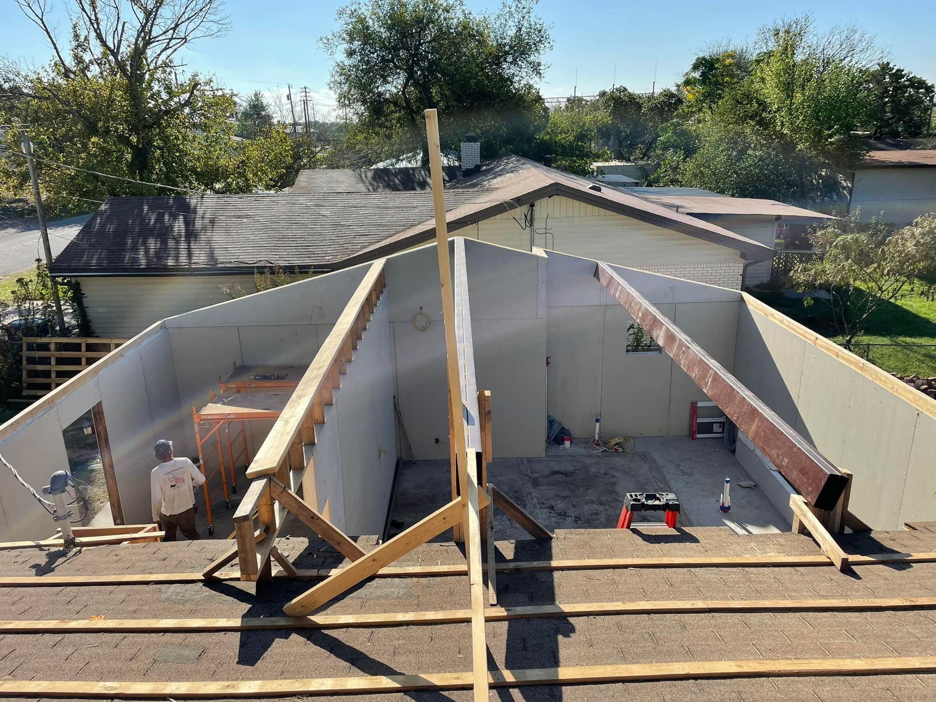 Home Building in Kingsland, TX