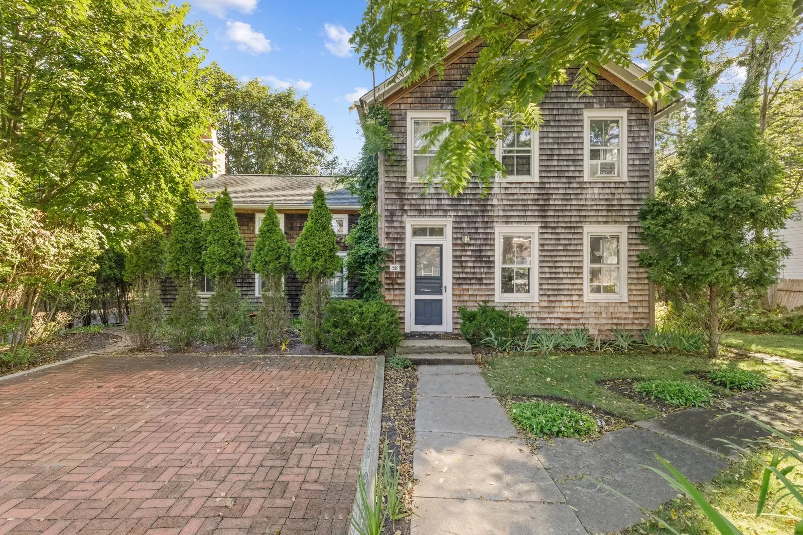 58 Howard St