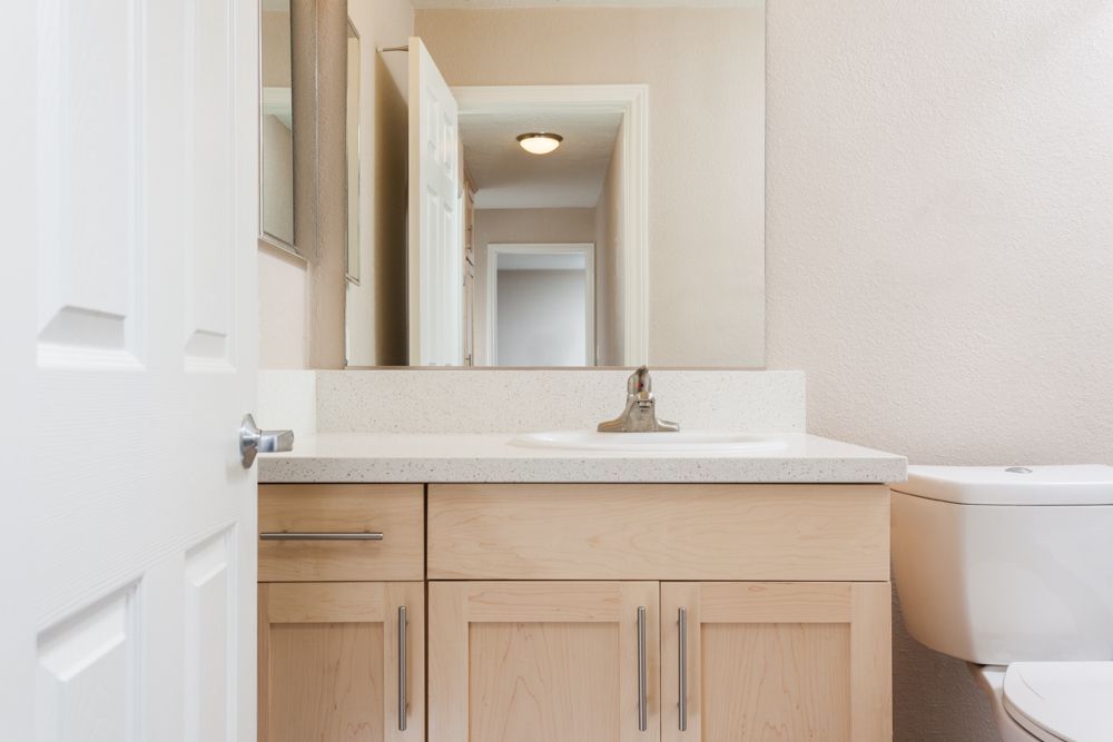 Sliding Photo Gallery Displaying Apartment Features