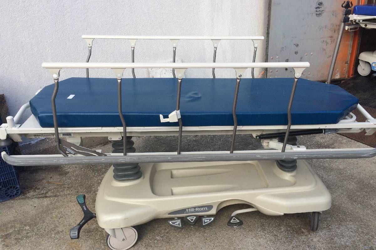 Hospital bed stretcher near Lexington, Kentucky (KY)