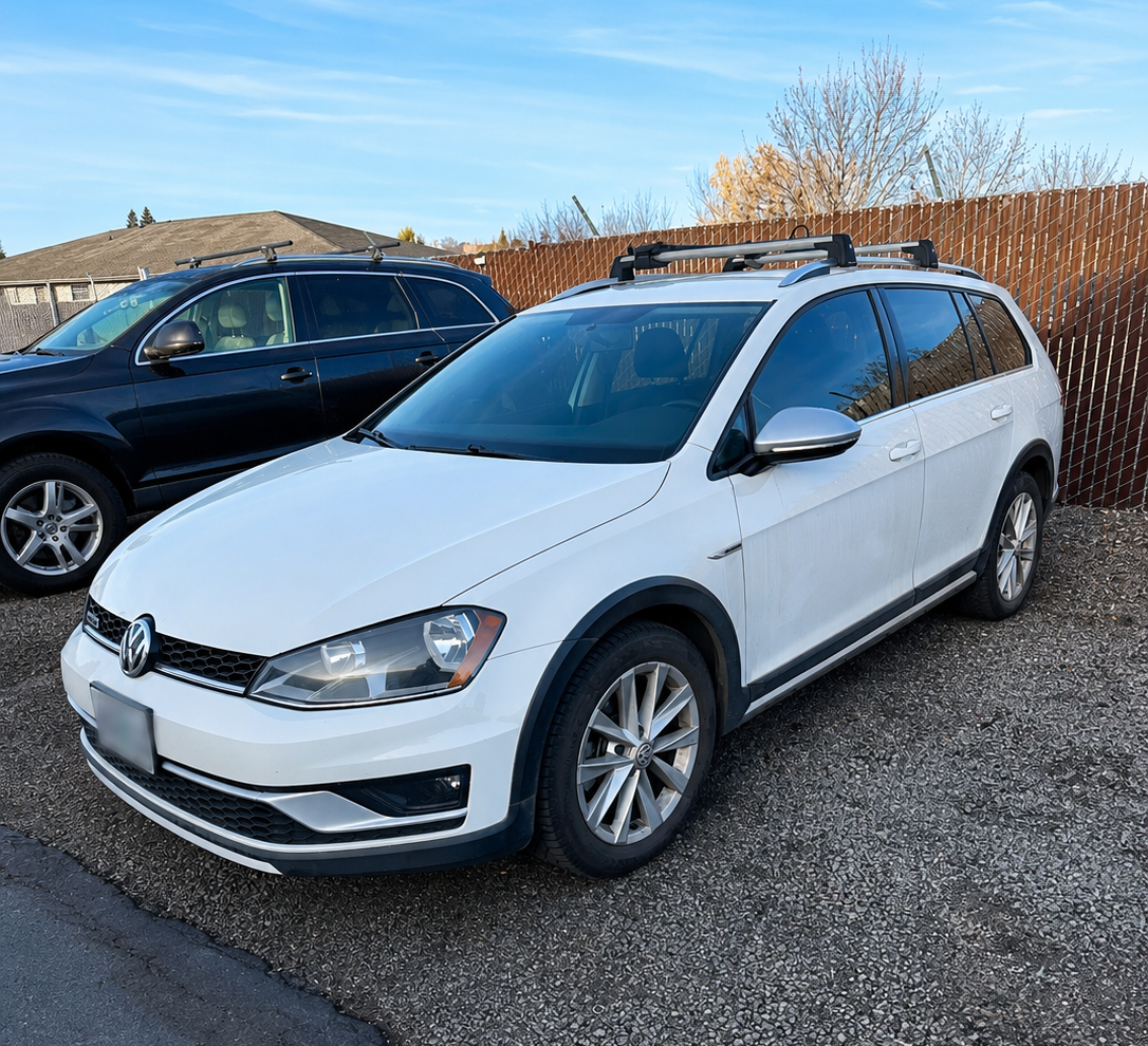 White 2017 VW Golf