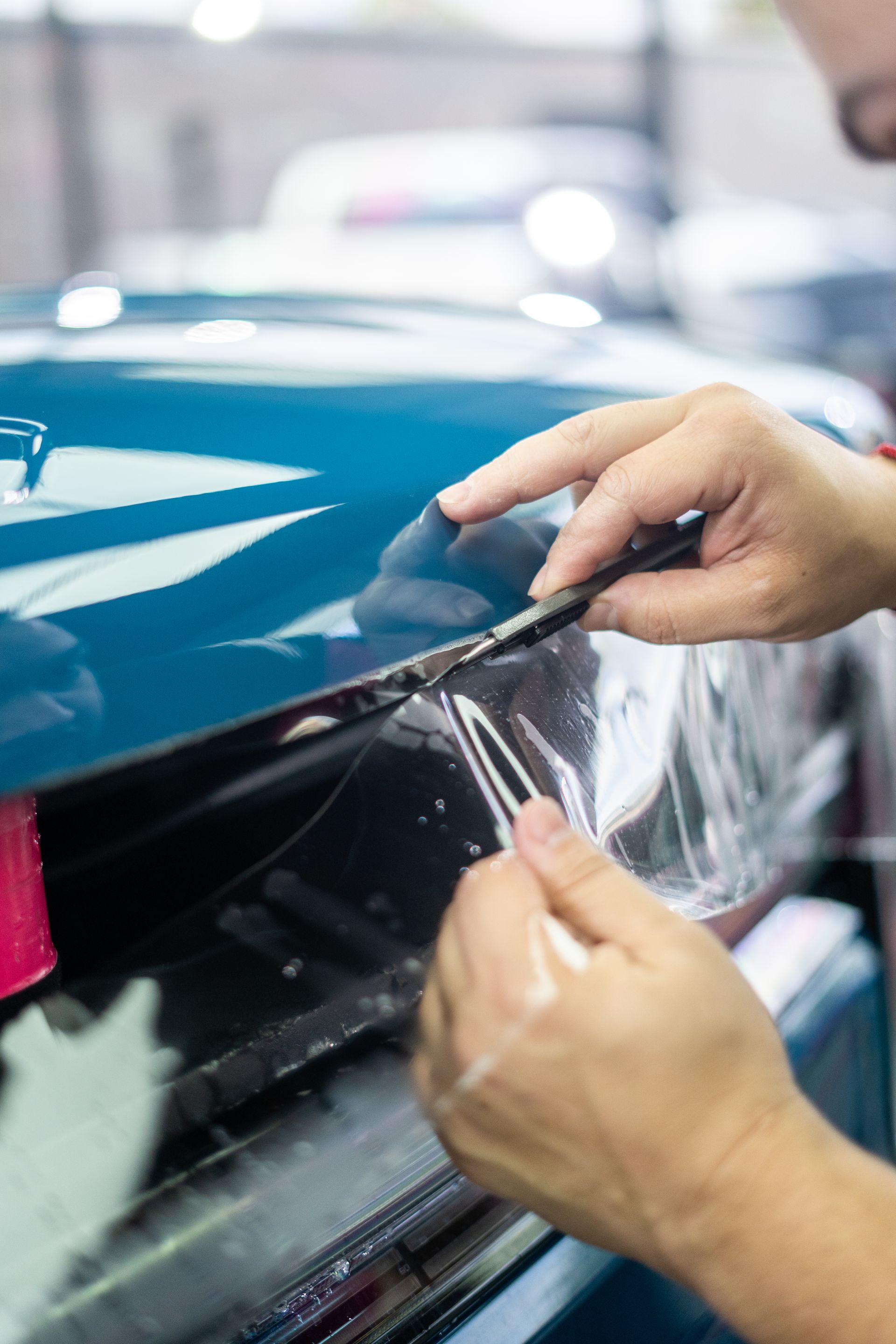 Rivian R1S gets Autobahn Incognito PPF, window tint, and ceramic coating.