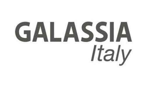 Logo Galassia Italia in testo grigio scuro su sfondo bianco.