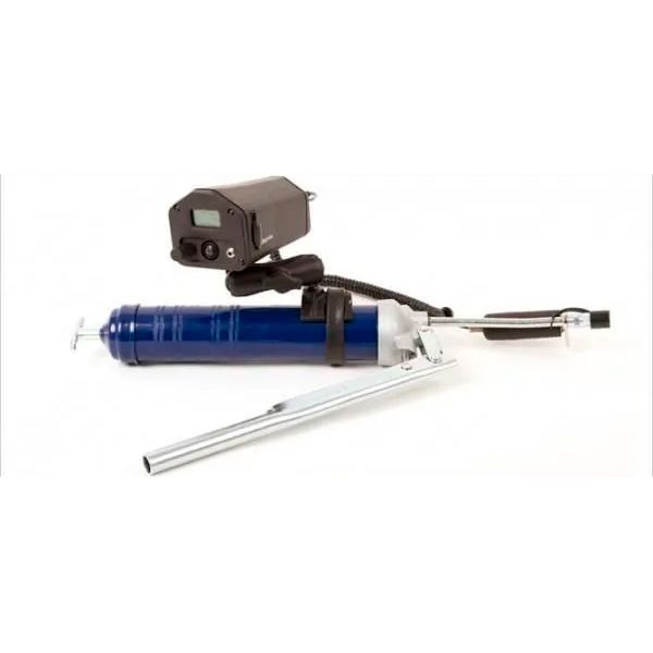 Pistola de grasa azul y plateada con unidad de control digital negra y boquilla plateada.