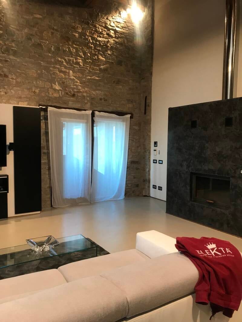 Realizzazioni in resina a Modena