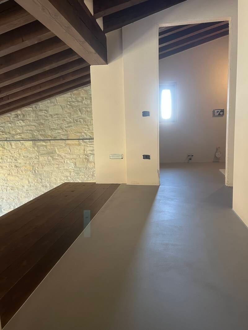 Realizzazioni in resina a Modena
