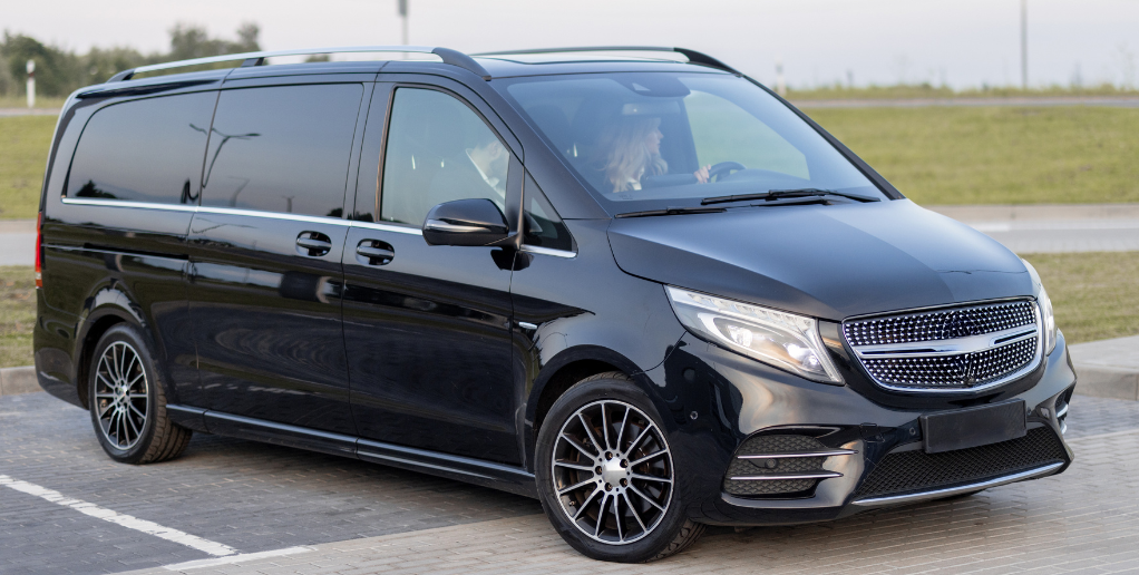 Mercedes class S chauffer