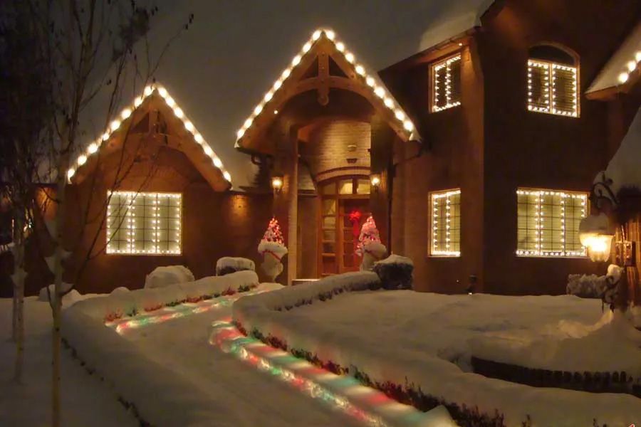 Holiday Lighting