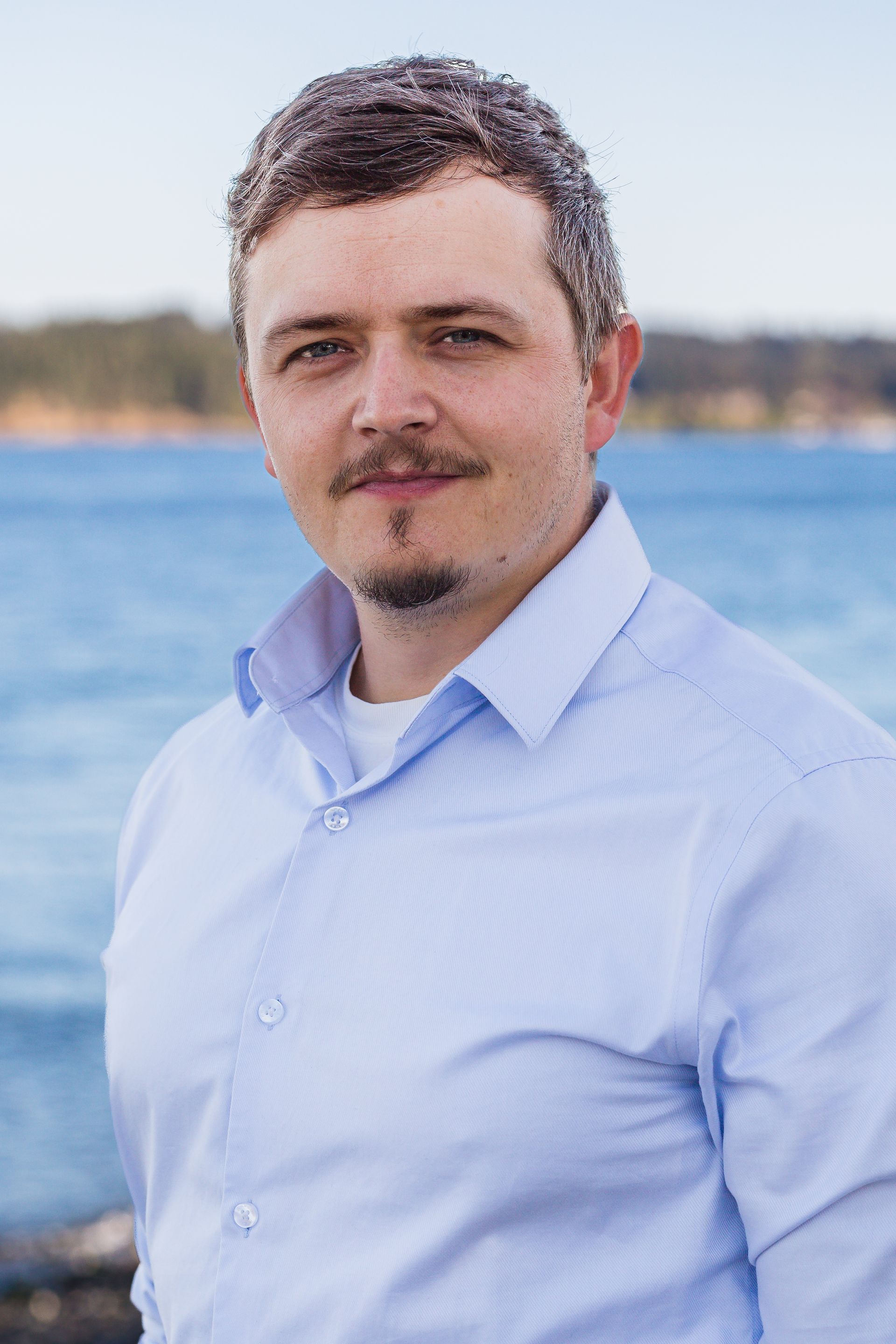 Brett Woodside Business law lawyer; TKS law, incorporation; solicitor; real estate law; wills and estate planning; developers lawyer; buy and sell business; commercial lending; Brett Woodside; Campbell River lawyer; business lawyer