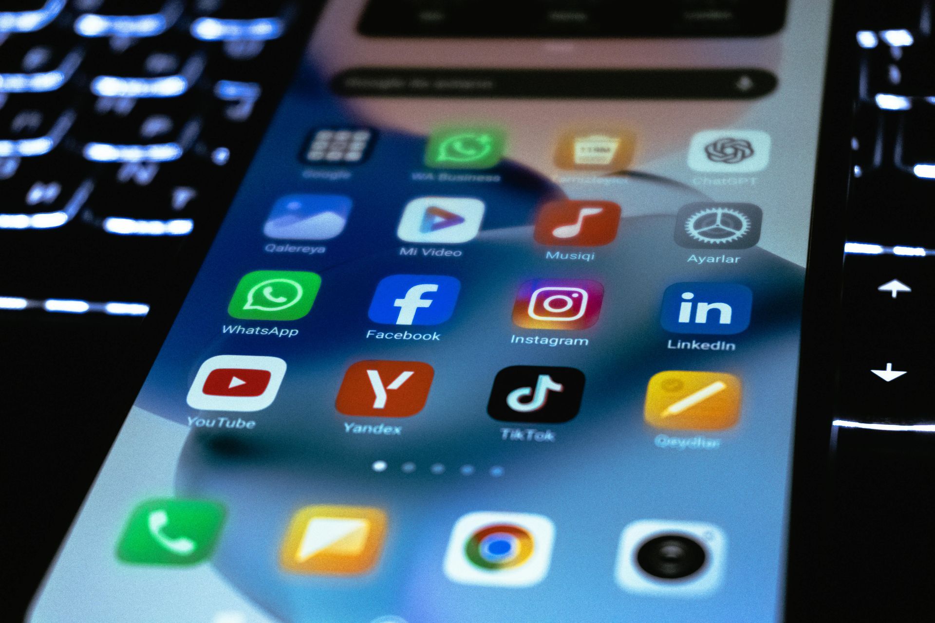 Cell phone screen with social media app icons