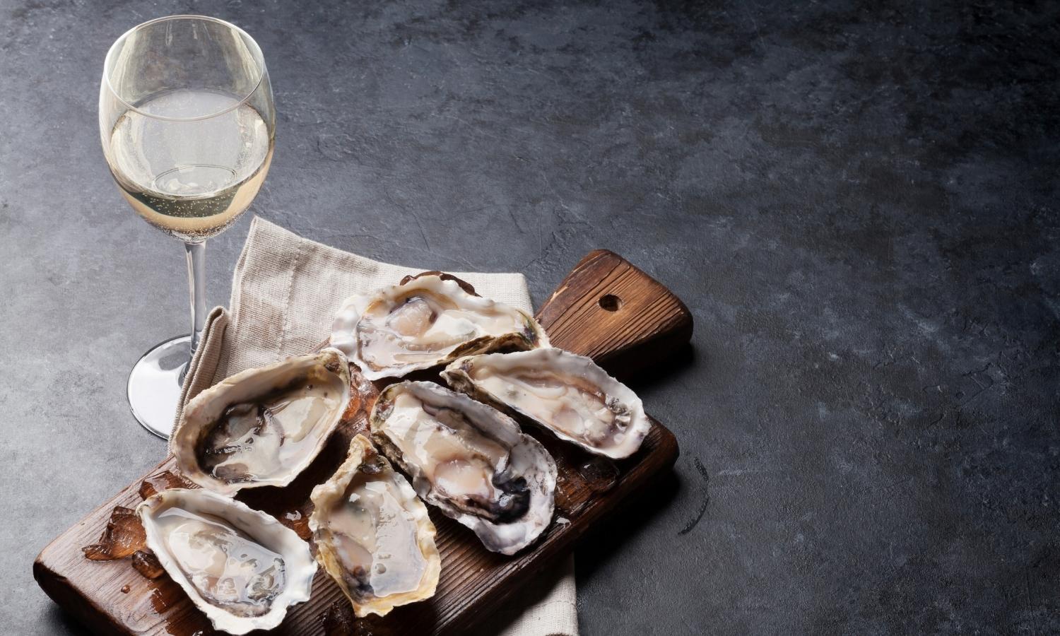 Pinot Gris and Oysters Pinot Gris and Oysters