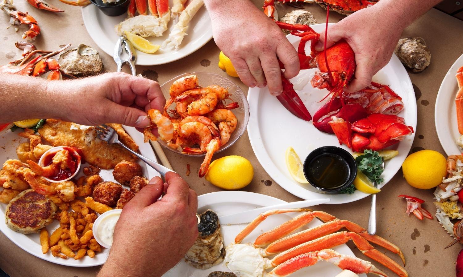 Mac's Raw Bar in Marietta