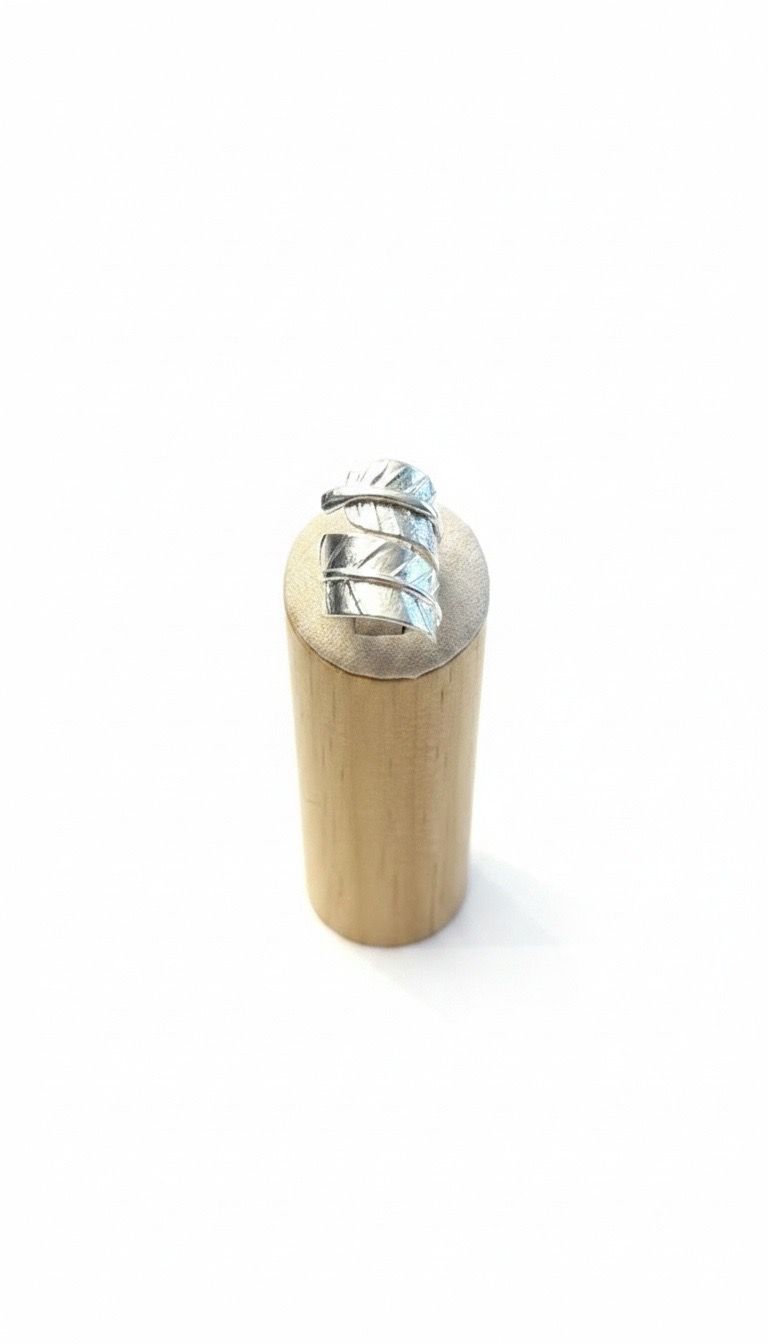 Guava Leaf Ring - Silver