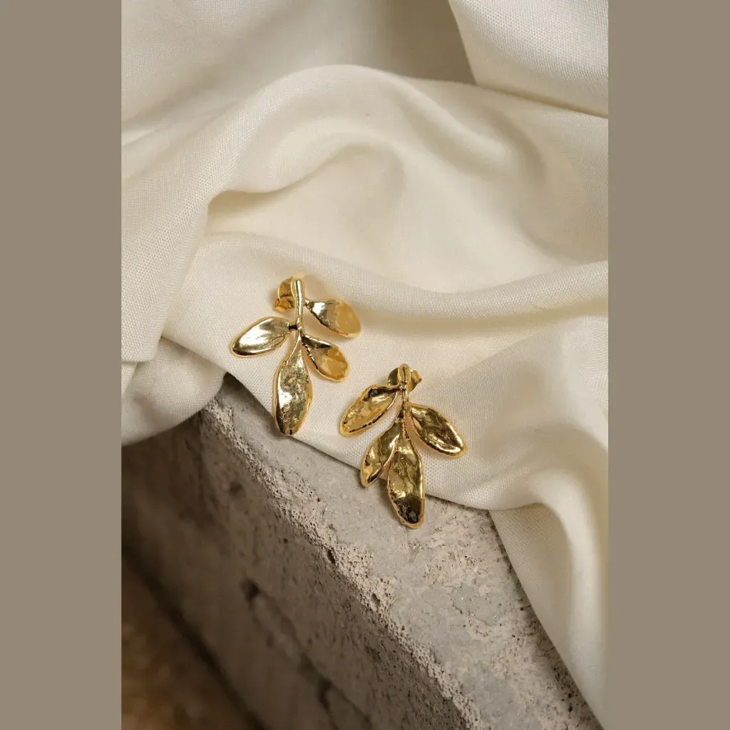 Rue Leaf Earring