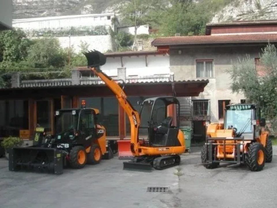 mezzo con braccio allungabile