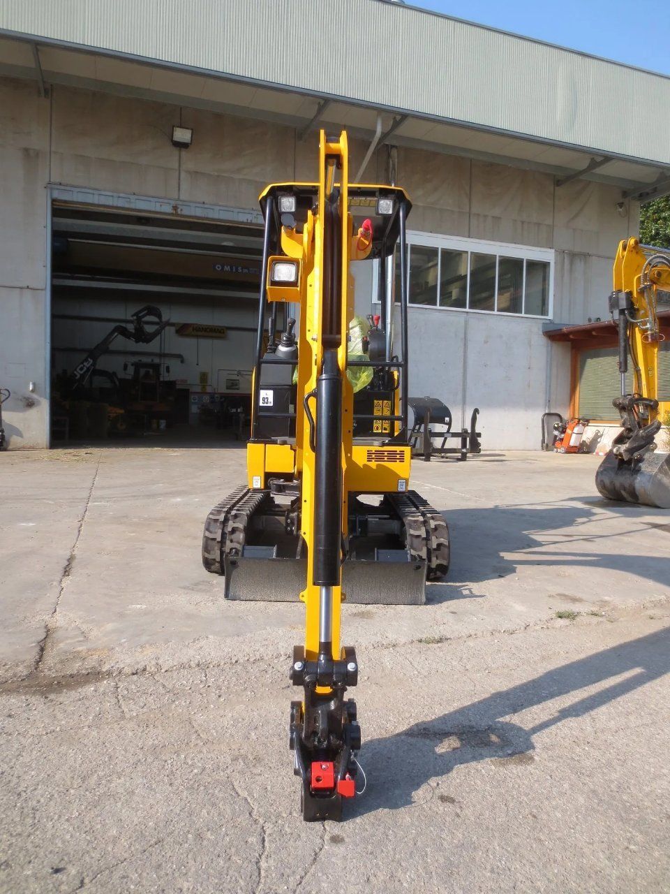 miniescavatore JCB 19C - 1EP in concessionaria