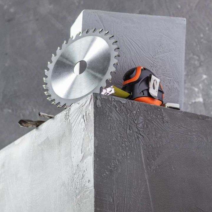 circular saw blade and tools