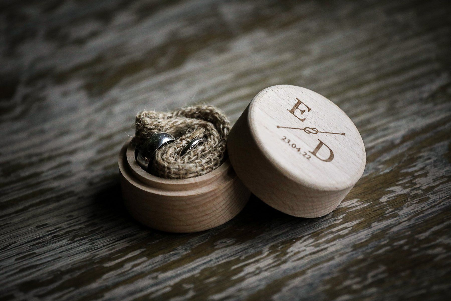 wedding rings
