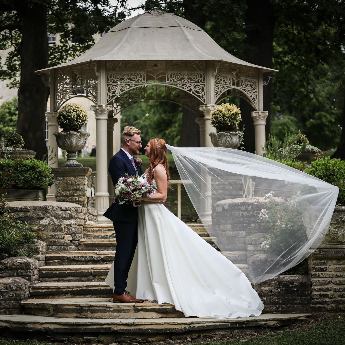 Eastington park wedding photos