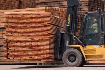 wood material handling equipment