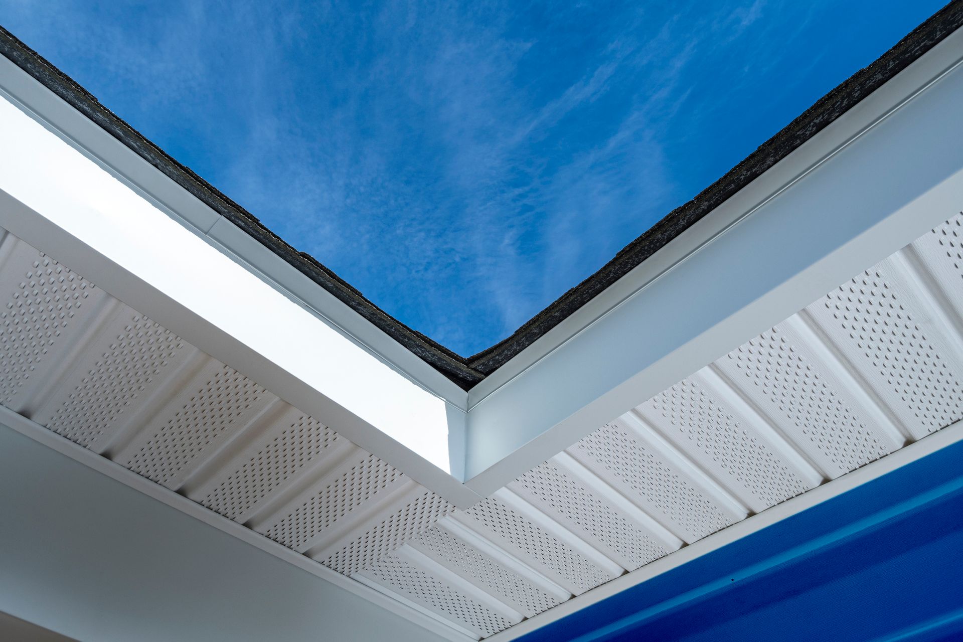 Soffit of the Wooden Beam - Calgary, AB - KRAFT Exteriors & Developments Ltd.