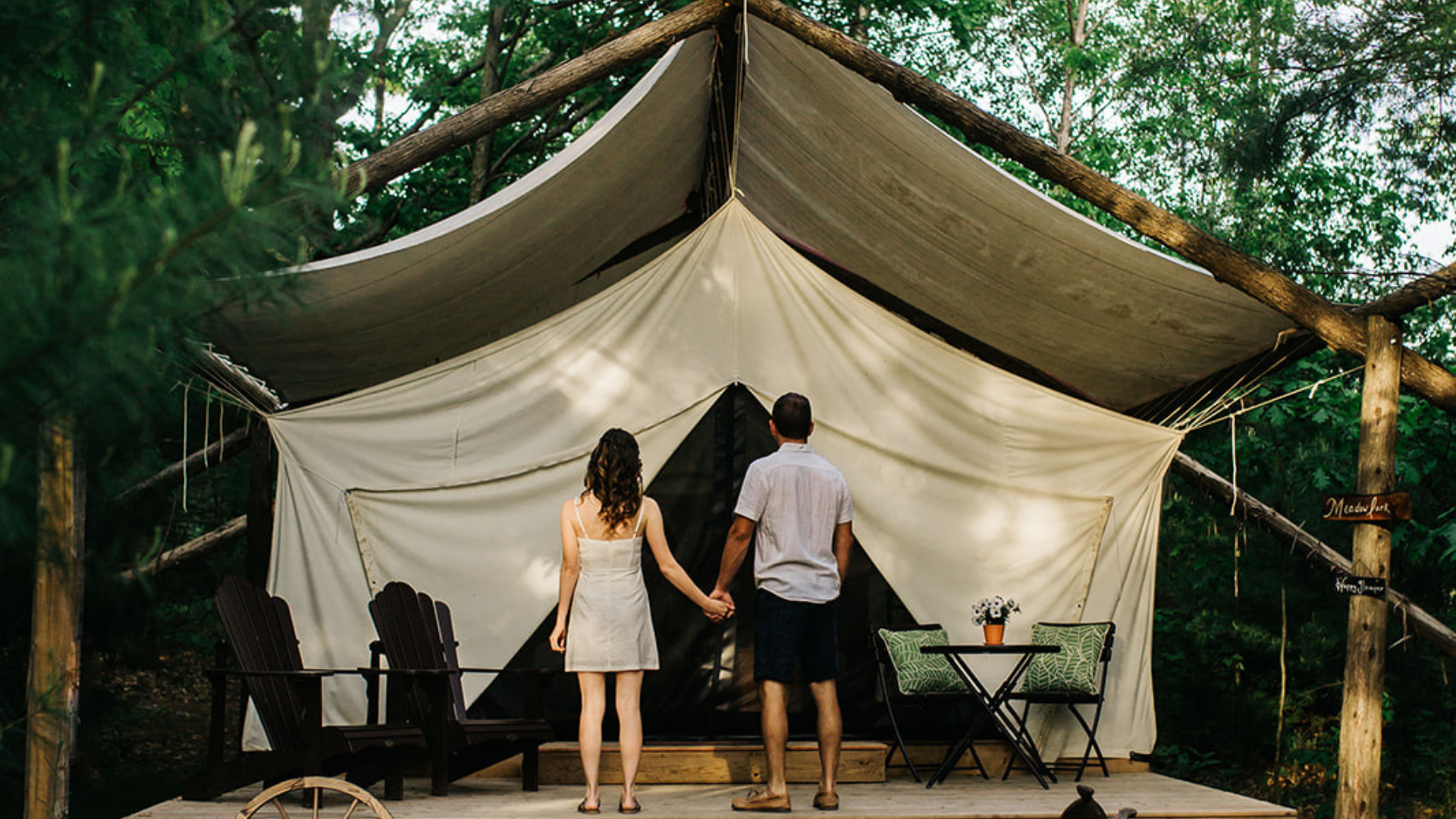 Romanti glamping getaway at Whispering Springs